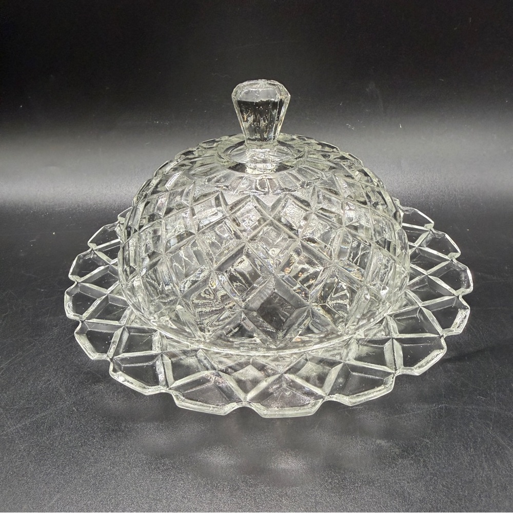 Vintage Anchor Hocking Clear Round Domed Butter Dish Pressed Glass With Lid - Picture 1 of 7